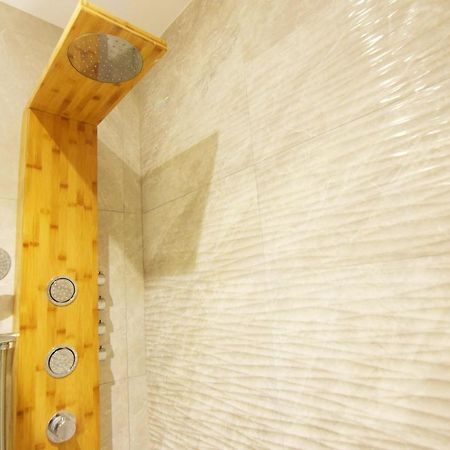 Paradise Luxurious Flat, Free Parking, 3 Double Rooms, Terrace, Jacuzzi, Fully Renovated San Sebastián Exterior foto