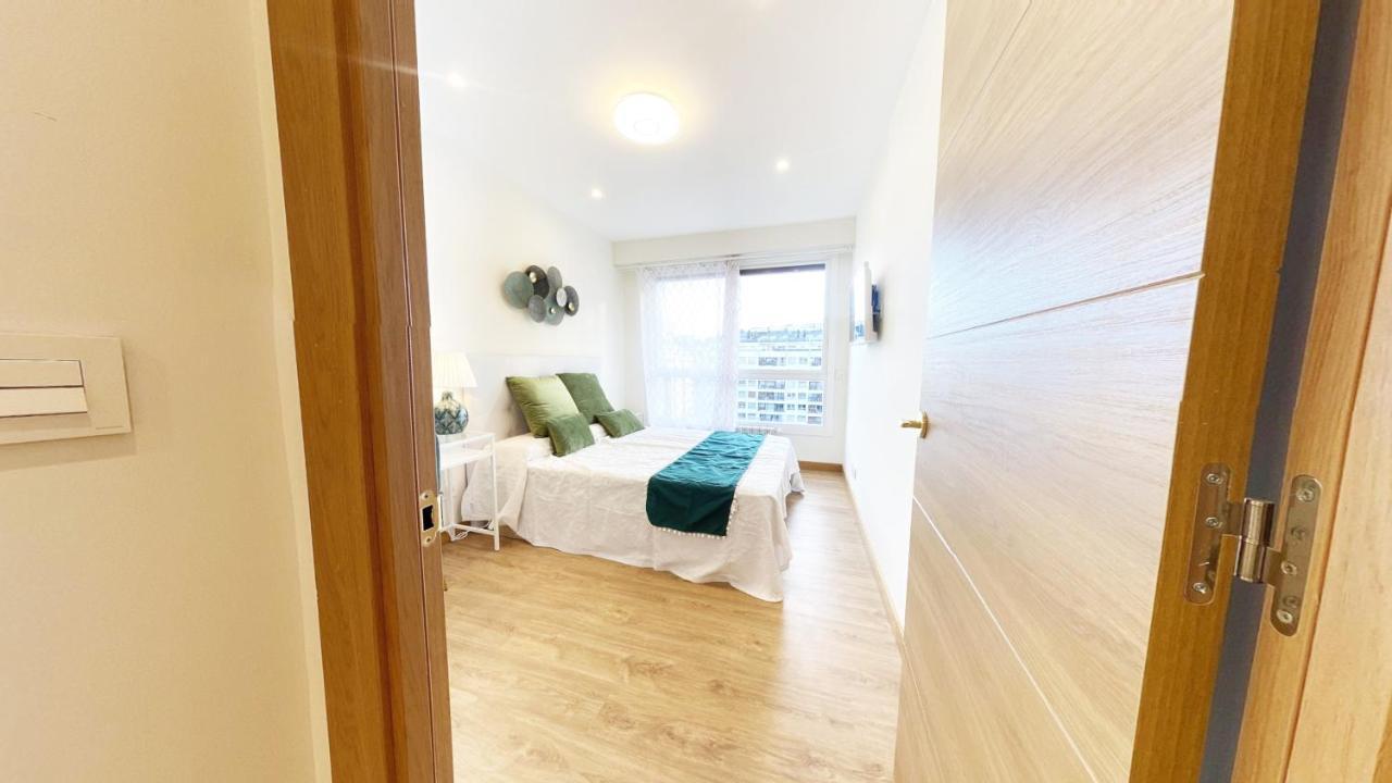 Paradise Luxurious Flat, Free Parking, 3 Double Rooms, Terrace, Jacuzzi, Fully Renovated San Sebastián Exterior foto