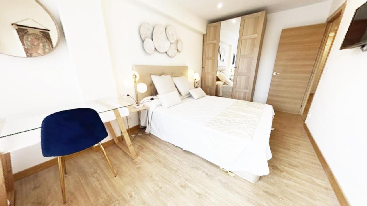 Paradise Luxurious Flat, Free Parking, 3 Double Rooms, Terrace, Jacuzzi, Fully Renovated San Sebastián Exterior foto